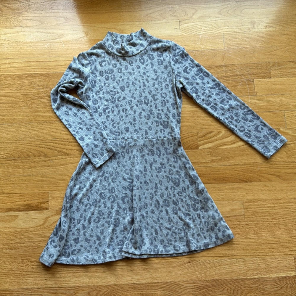 Girls Size 8 Rockets of Awesome Mock Neck LS Sweater Dress in Grey Leopard Print